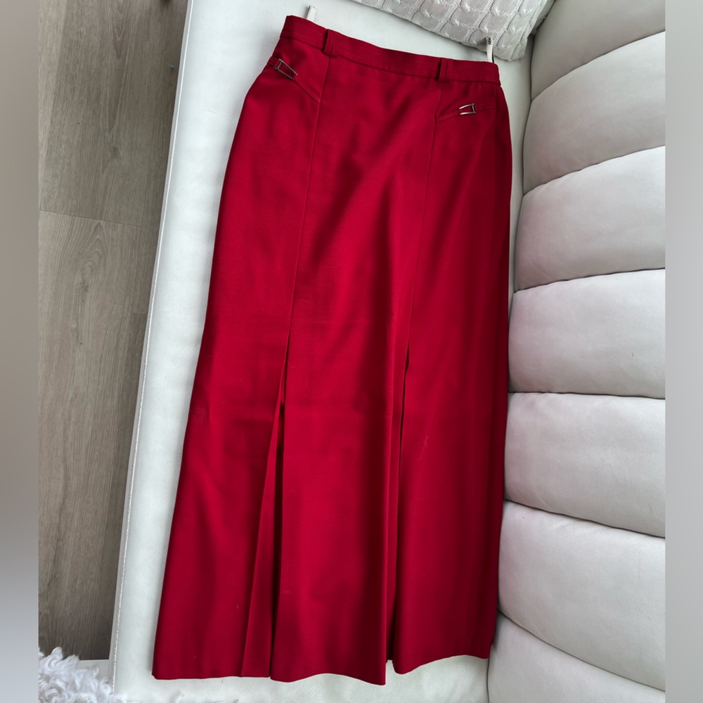 ❤️ Red ankle skirt like Prada style